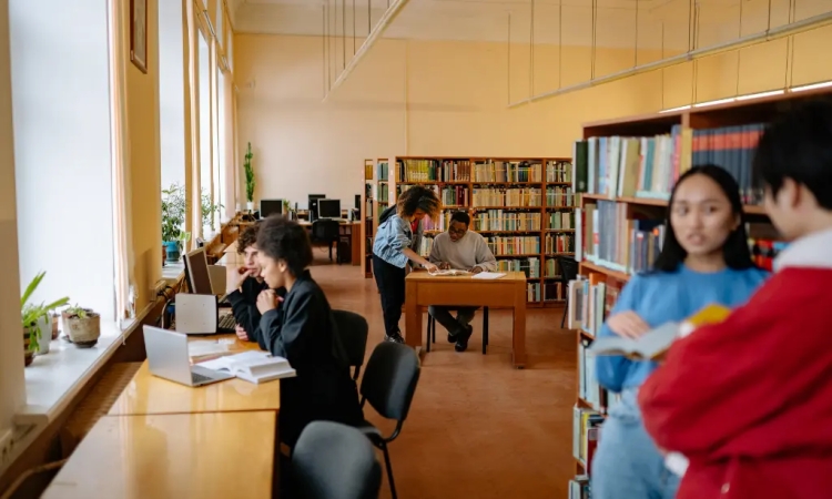 factors Before Choosing a Study Abroad